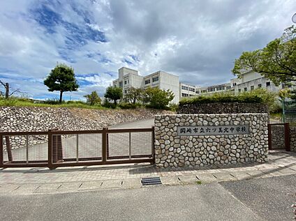 岡崎市立六ツ美北中学校 1600ｍ