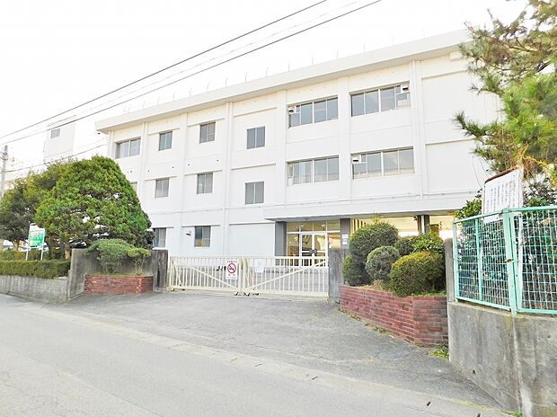 幸田町立幸田中学校（約450m）