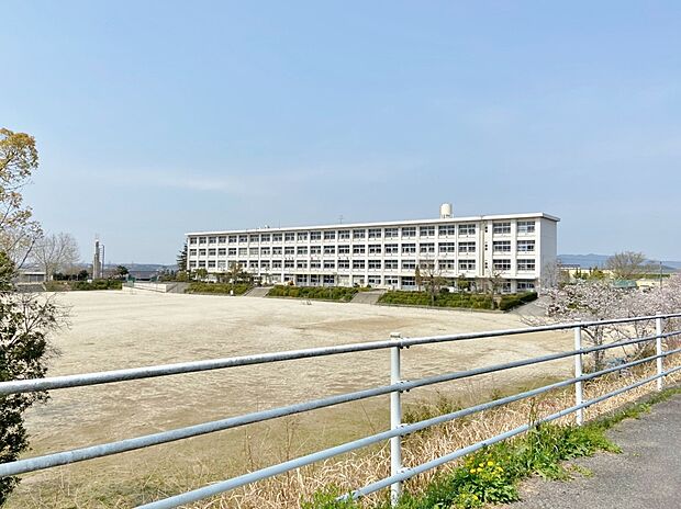 豊田市立市木小学校（約190m）