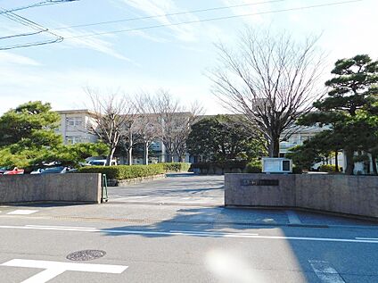西尾市立鶴城小学校 1320m