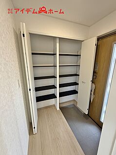 玄関(2号棟)