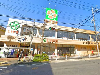 ライフ青葉しらとり台店 910ｍ