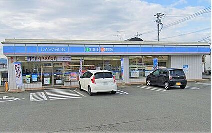 ローソン飯塚楽市店 1118m