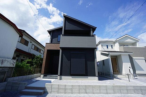 【その他現地】1号棟。全2区画の新築戸建が新登場です。お問合せお待ちしております!!
完成をお楽しみに^^