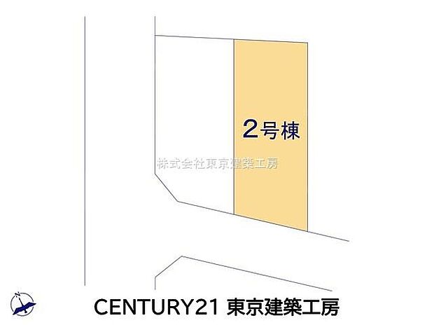 静かな生活道路に面した、安心の住まい。車の往来が少なく、小さなお子さまがいるご家族にも優しい、穏やかな環境が整っています。