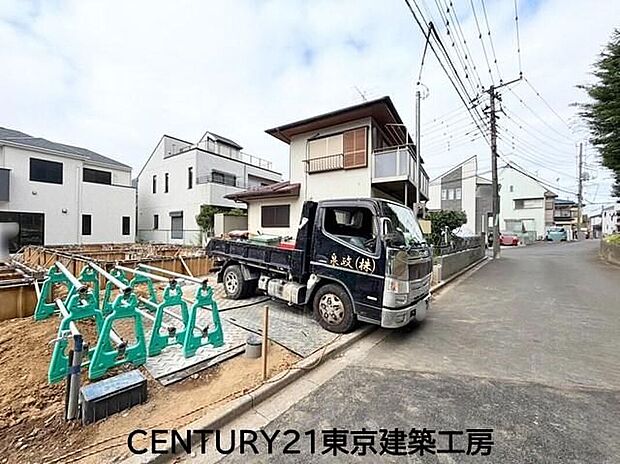 4LDK+駐車スペースは2台分ございます!
京成松戸線『高根公団駅』まで徒歩22分で通勤や通学にも便利!