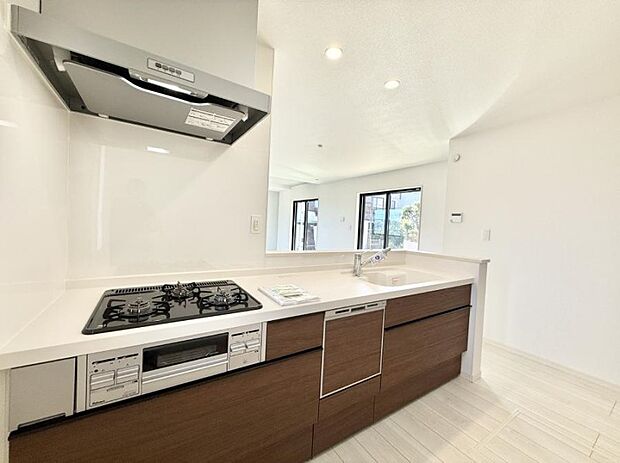 ■美味しい時間が生まれる、笑顔あふれるキッチン