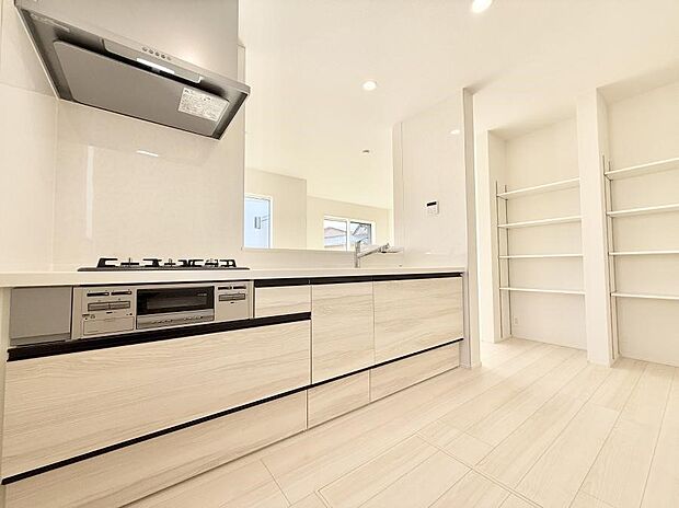 ■料理がもっと楽しくなる、快適なキッチン空間