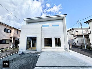 車3台並列駐車可　敷地67坪の広々とした敷地■小田原市田島■ 外観