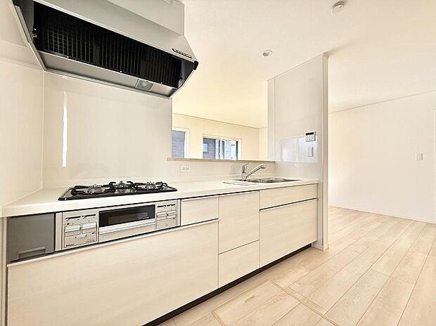 ■シンプルで機能的、毎日使いやすいキッチン