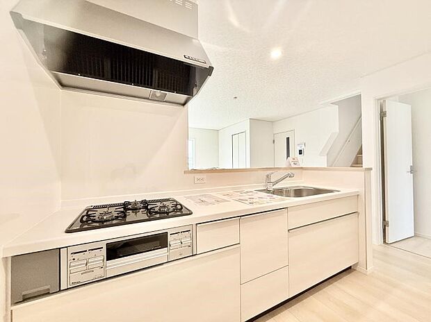 ■家族の絆を深める、温もりのあるキッチン