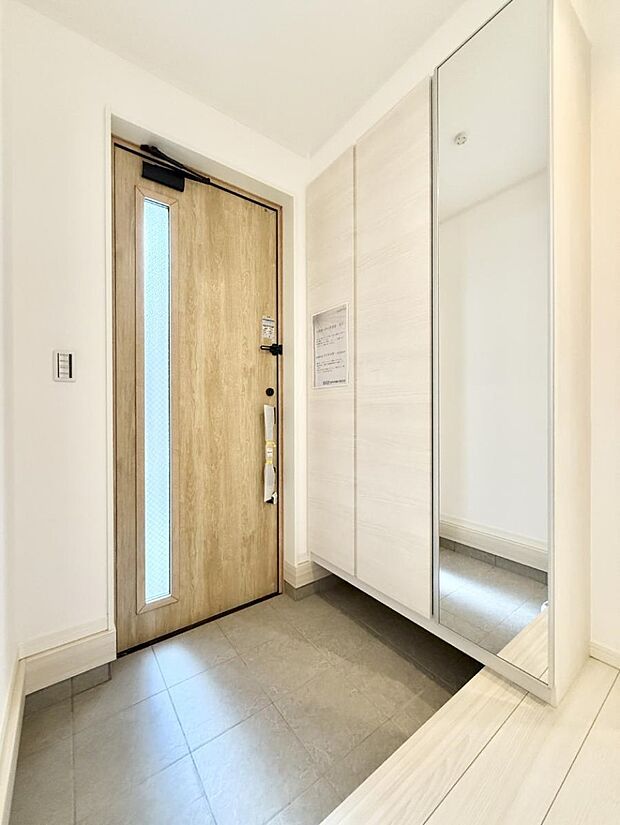 【玄関】■綺麗にしておきたい玄関ですね