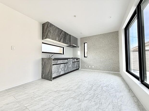 【ダイニング】■自然と心がほどける、リラックスできる場所