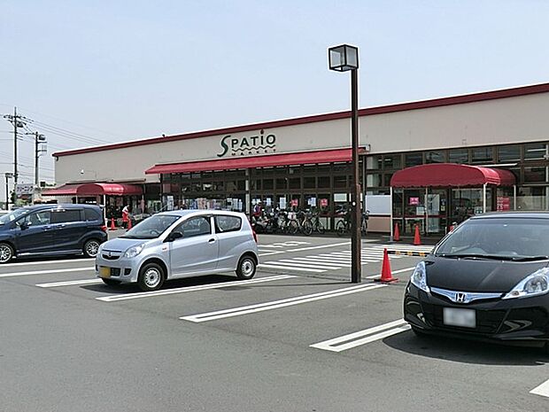 エスパティオ下川入店（約700m・徒歩9分）