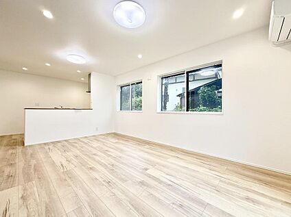 リビングダイニング