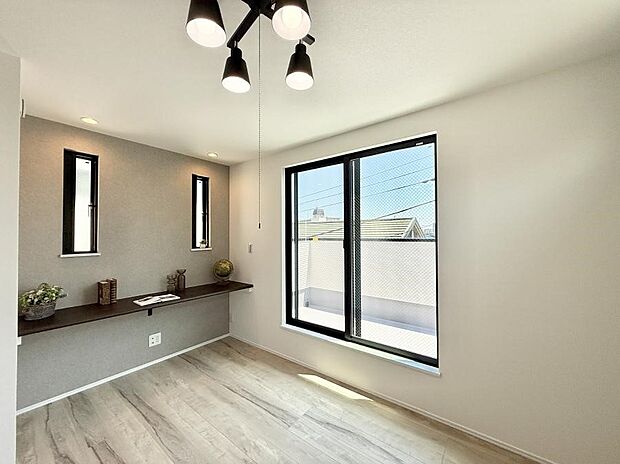 【子供部屋】■仕事や勉強のスペースに使うことで、集中しやすく静かな環境が整います