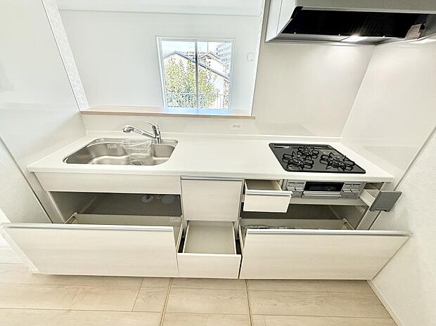 【ダイニングキッチン】■美味しさの魔法がかかる、特別なキッチン