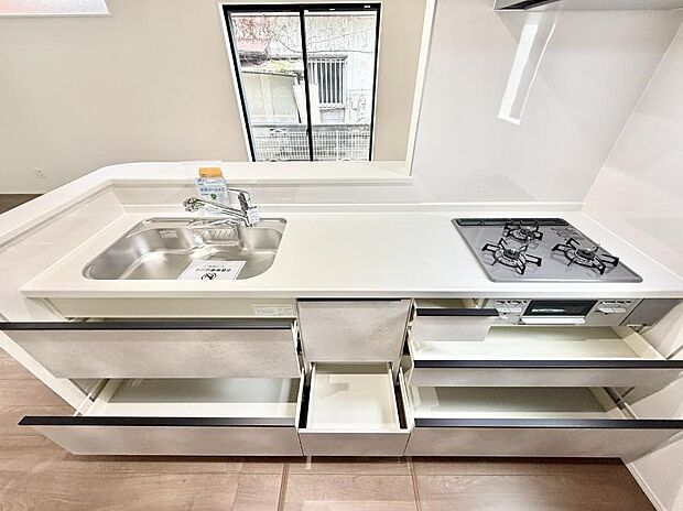 【キッチン】■料理がもっと楽しくなる、快適なキッチン空間