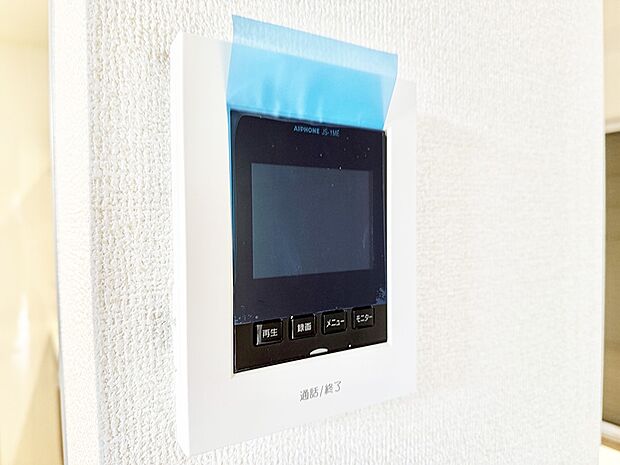 【TVモニター付インターフォン】■画面でしっかり確認でき防犯対策に最適