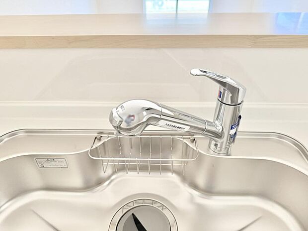 【浄水器】■清潔でおいしい水を手軽に供給してくれます