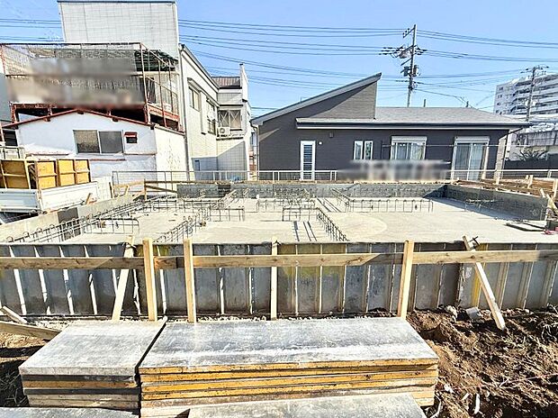 【現地外観写真】■暮らしを豊かにする充実した仕様設備で快適に