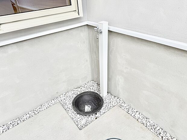 【その他現地】■洗車もご自宅でできる便利な散水栓付き!