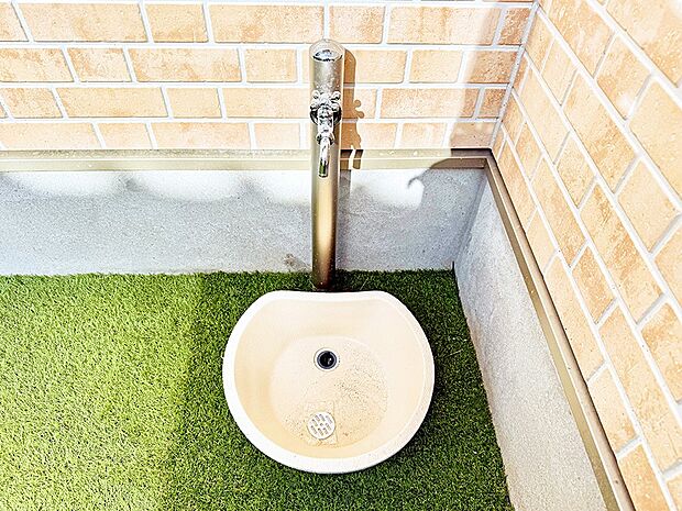 【その他現地】■洗車もご自宅でできる便利な散水栓付き!