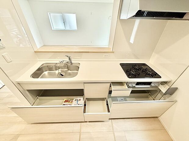 【ダイニングキッチン】■家族とつながる、コミュニケーションの場