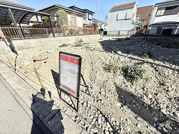 【現地外観写真】■暮らしを豊かにする充実した仕様設備で快適に