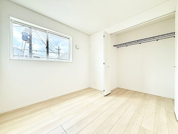 【子供部屋】■仕事や勉強のスペースに使うことで、集中しやすく静かな環境が整います