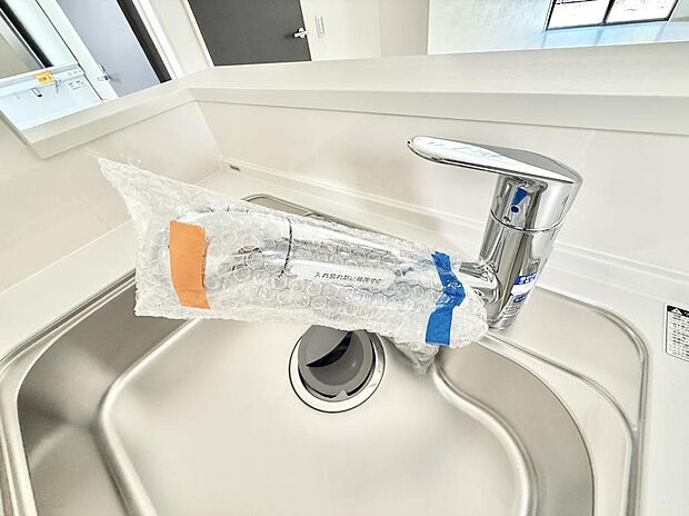 【浄水器】■清潔でおいしい水を手軽に供給してくれます