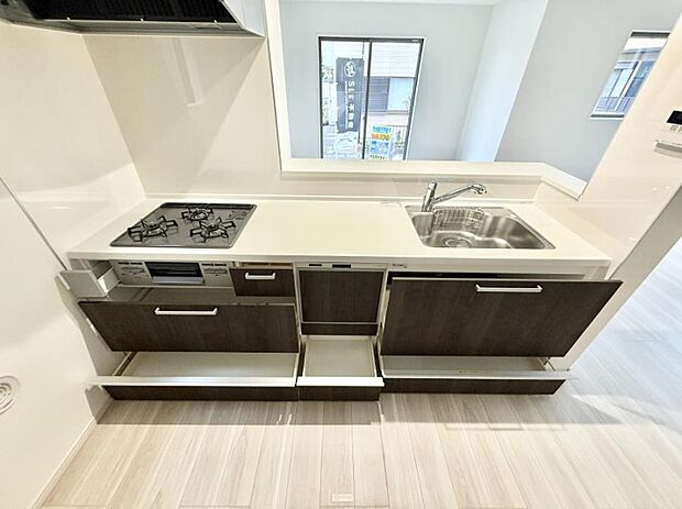 【ダイニングキッチン】■キレイに片付く、使いやすいキッチン