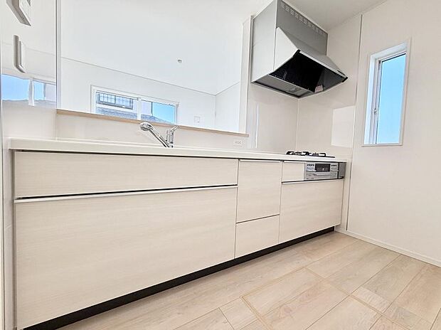 【ダイニングキッチン】■キレイに片付く、使いやすいキッチン