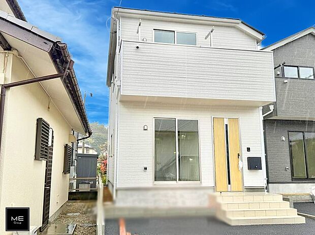 【現地外観写真】■家族みんなが笑顔で過ごせる、安心感のある住まい