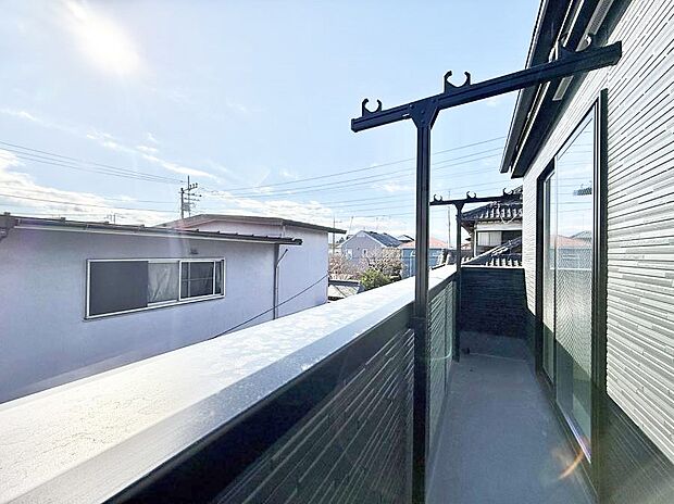 【バルコニー】■ 空を眺めながら、ほっと一息つける特別な空間