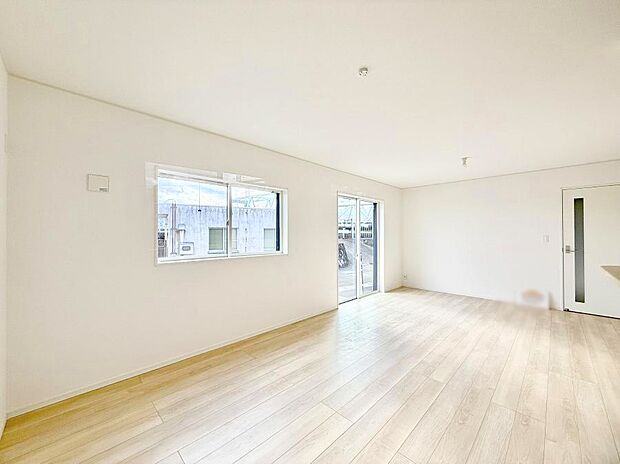 【ダイニング】■家族の笑顔があふれる、くつろぎの空間