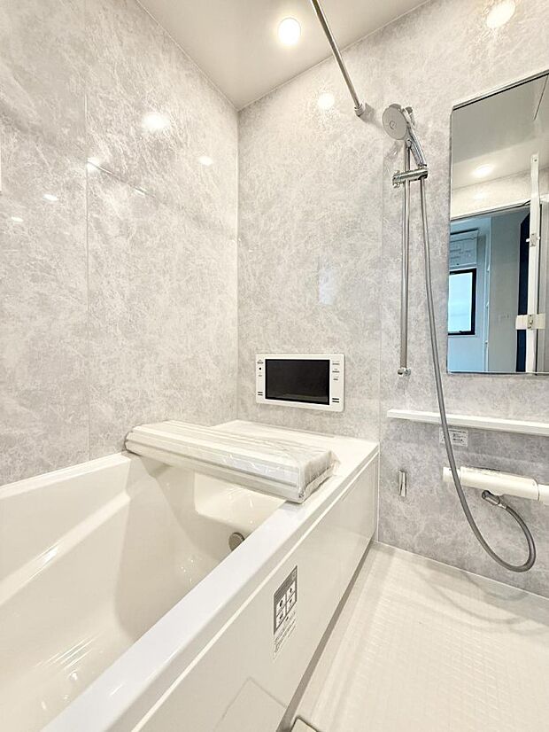 【浴室】■家族みんなが気持ちよく使える設計です