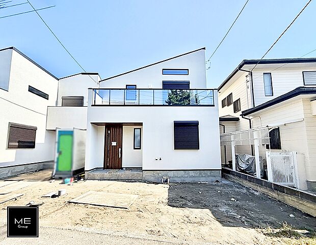 【現地外観写真】■暮らしを彩る充実した設備仕様が備わった住まい