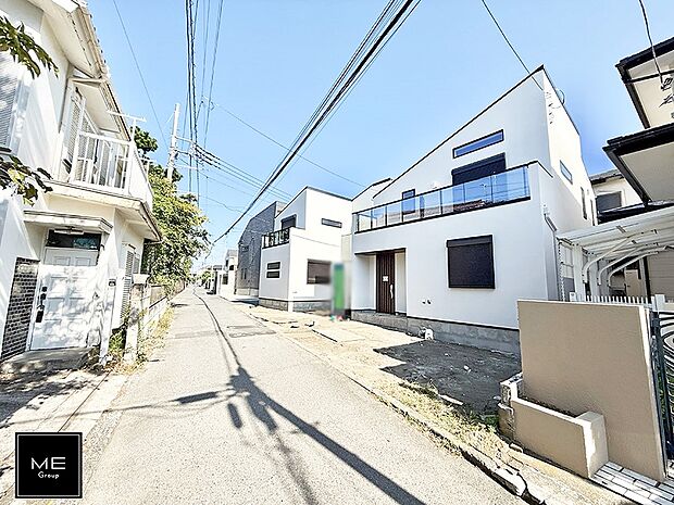 【前面道路含む現地写真】■家族とのお出かけが楽しくなる環境です