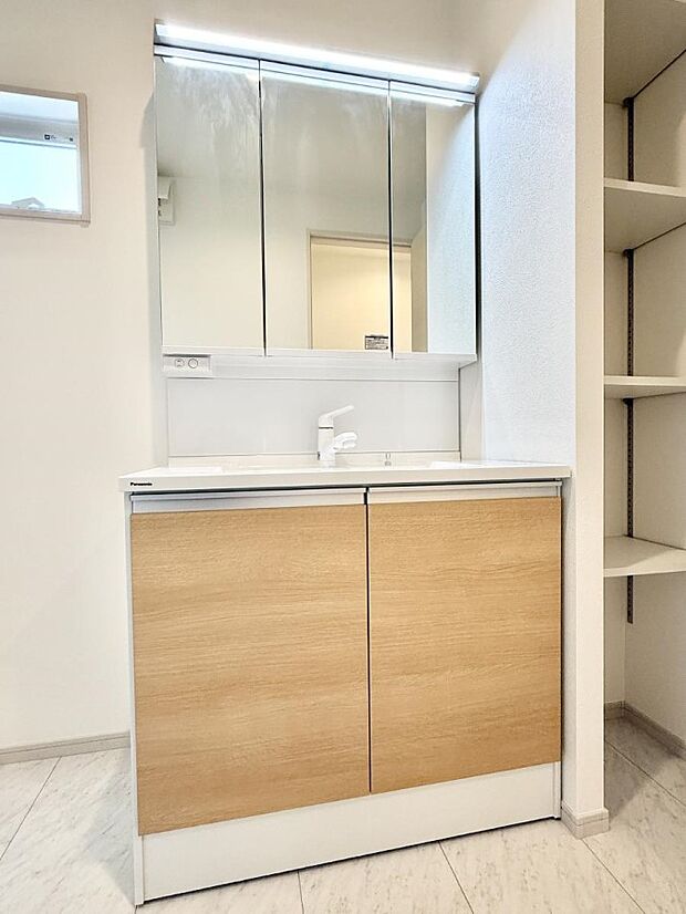 【洗面台・洗面所】■清潔感があり、気持ちよく使えます