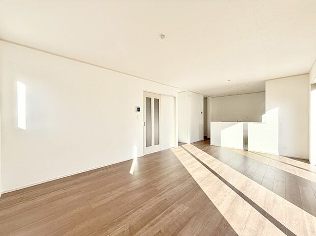 【リビング】■自然と会話が生まれる、心地よいひととき