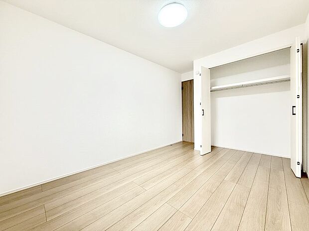 【子供部屋】1号棟  ■読書や趣味リモートワークなどさまざまな用途に対応できる柔軟さがあります