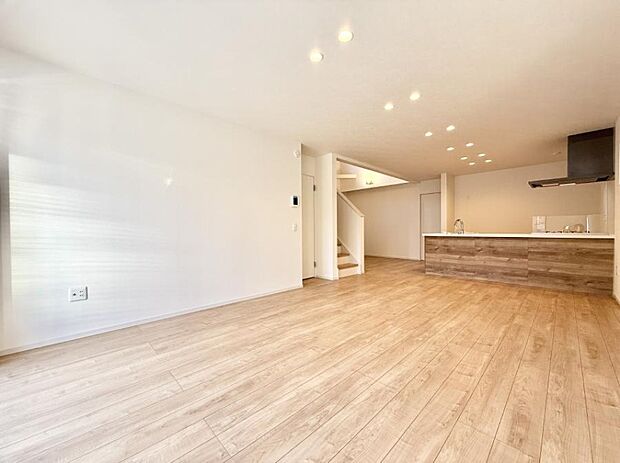 【リビング】■自然と会話が生まれる、心地よいひととき