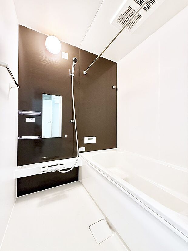 【浴室】■家族みんなが気持ちよく使える設計です