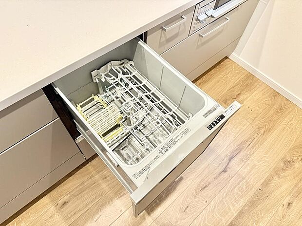 【食洗機】■手間なく洗浄!食器をピカピカに仕上げてくれます