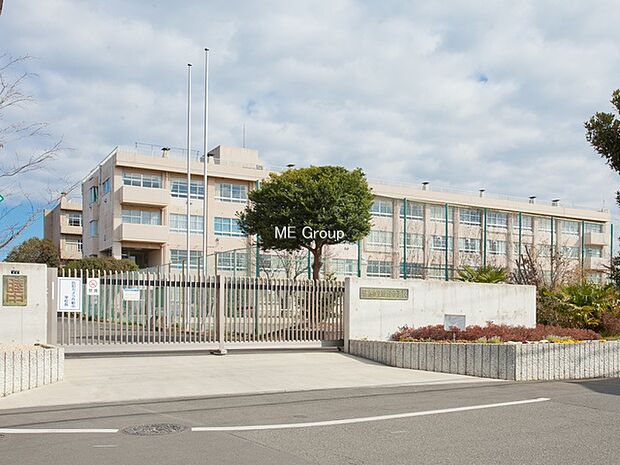 厚木市立睦合中学校（約1,586m・徒歩20分）