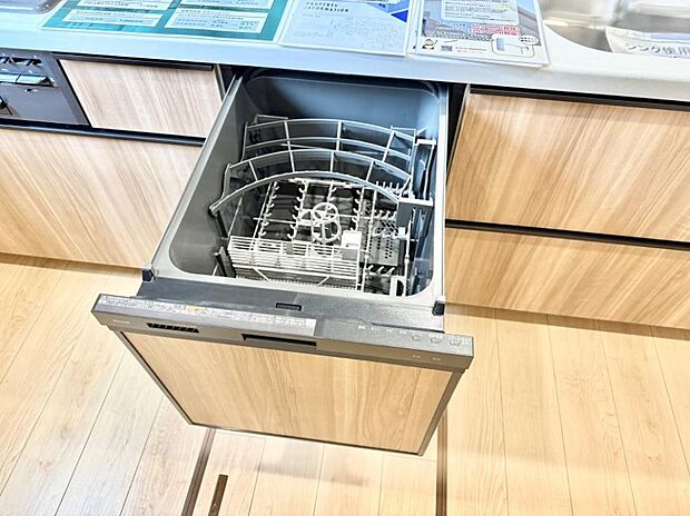 【食洗機】■手間なく洗浄！食器をピカピカに仕上げてくれます