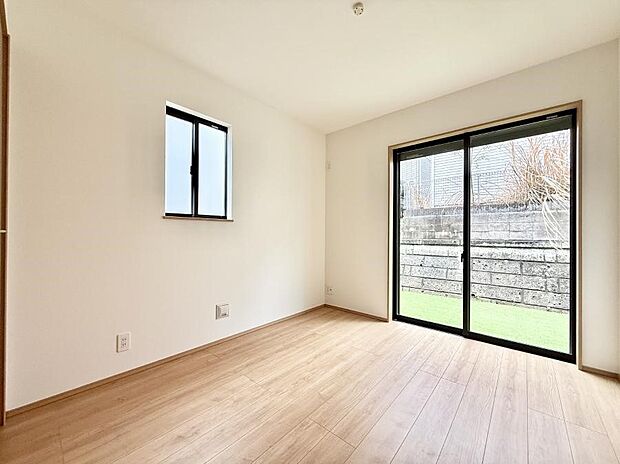 【寝室】■快適な環境で、日常の疲れを癒せる空間