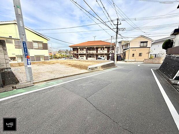 【前面道路含む現地写真】■新しい時代の息吹を感じる、心地よい環境