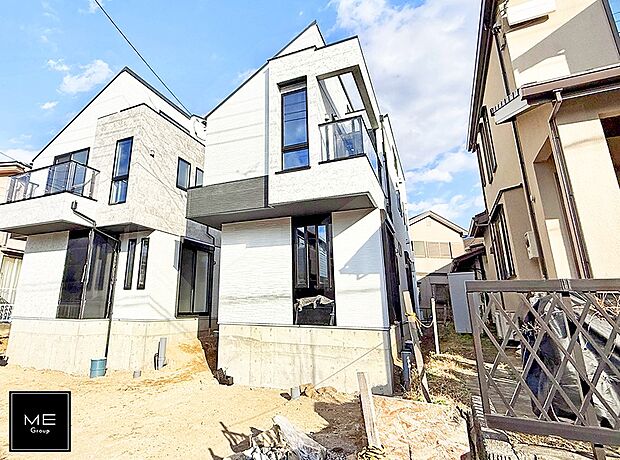 【現地外観写真】■暮らしを豊かにする充実した仕様設備で快適に